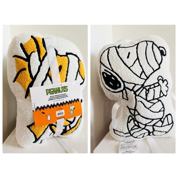 Peanuts Snoopy Woodstock Sherpa Pillows Halloween Mummy NWT - Picture 1 of 7